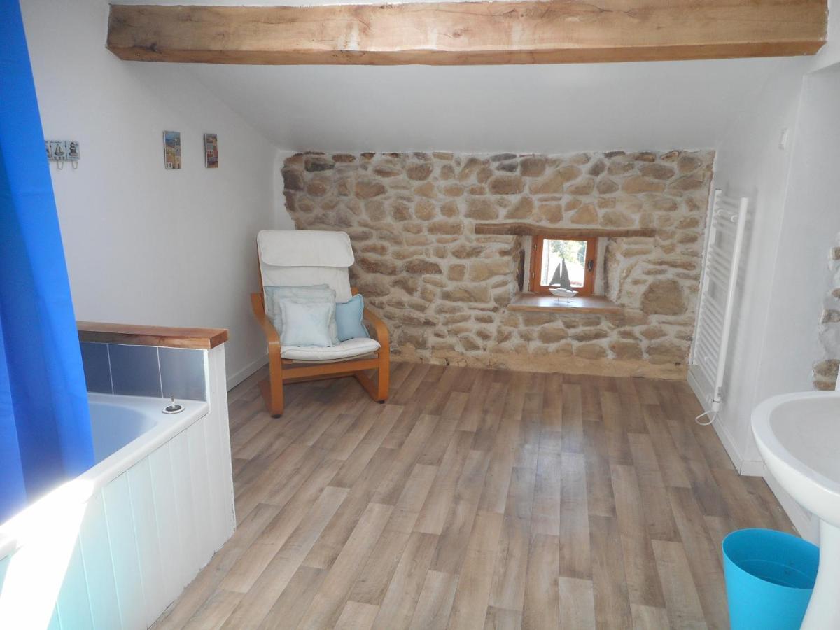 مبيت وإفطار Saint-Pardoux-lʼOrtigier 38 Friaudour المظهر الخارجي الصورة